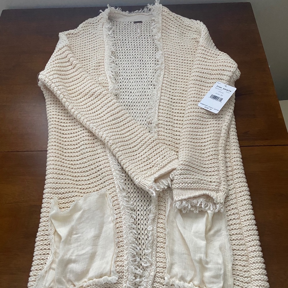 NWT! Free People Knit Cardigan Color: Ivory Sz: XS